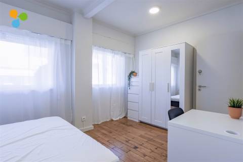 Quarto T6 Arrendamento em Ramalde,Porto
