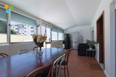 Quarto T6 Arrendamento em Ramalde,Porto