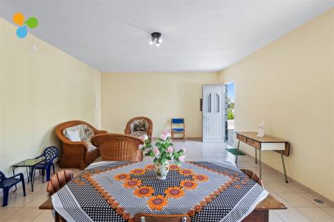 Moradia Geminada T6 no Colmeal da Torre – Belmonte