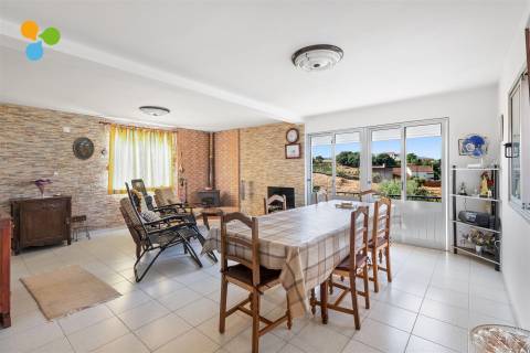 Moradia Geminada T6 no Colmeal da Torre – Belmonte