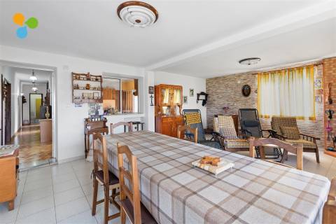 Moradia Geminada T6 no Colmeal da Torre – Belmonte