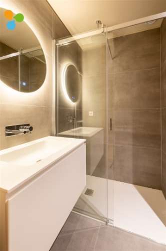 Apartamento T2 novo c/ terraço e 2 lugares de garagem