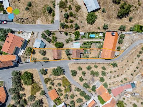 Quintinha com moradia geminada para remodelar – Borralheira, Teixoso