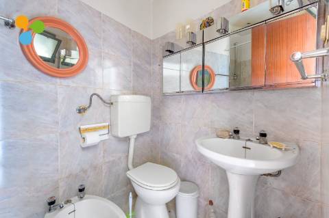 Quintinha com moradia geminada para remodelar – Borralheira, Teixoso