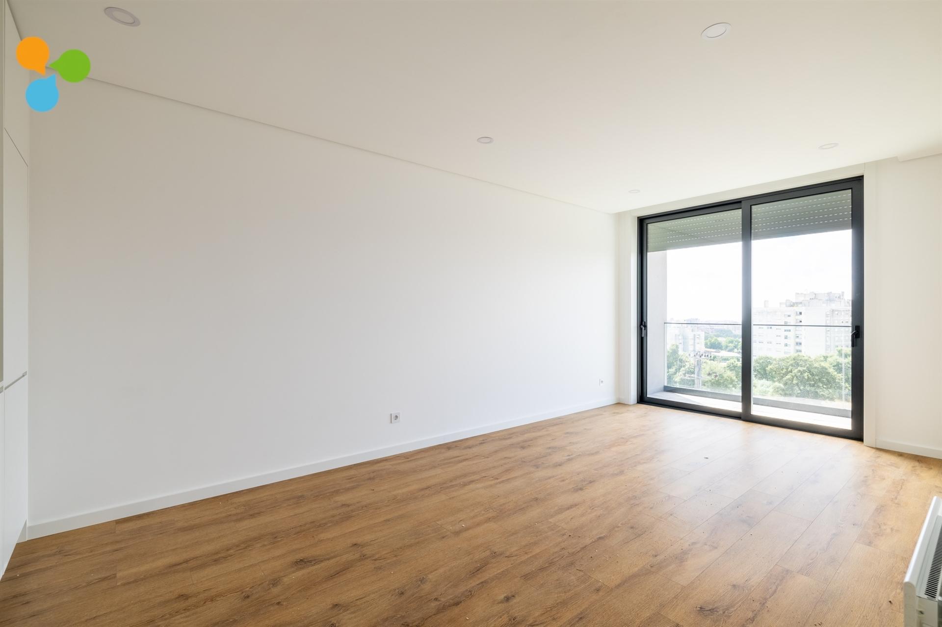 Apartamento T1 para arrendar em Pedrouços