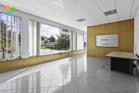 Escritórios para Serviços – Arrendamento em Zona Industrial Covilhã