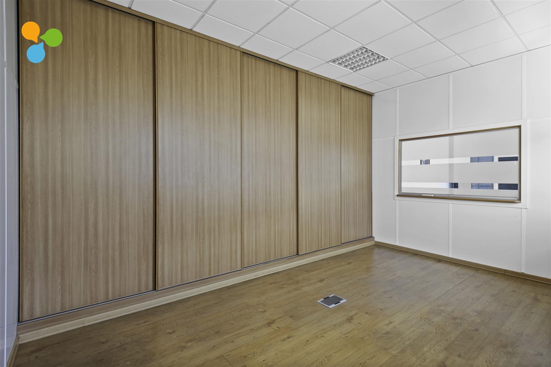 Escritórios para Serviços – Arrendamento em Zona Industrial Covilhã