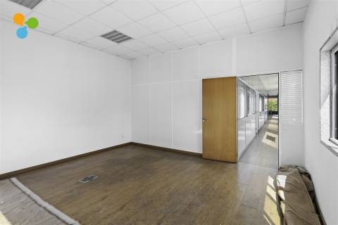 Escritórios para Serviços – Arrendamento em Zona Industrial Covilhã