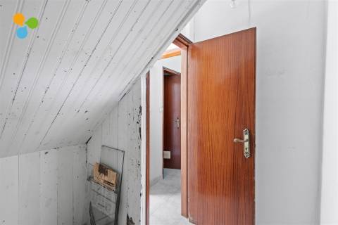 Moradia Geminada T3 - Covilhã