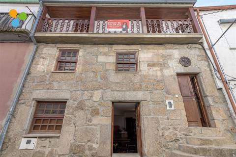 Moradia em Banda T2 -  Teixoso