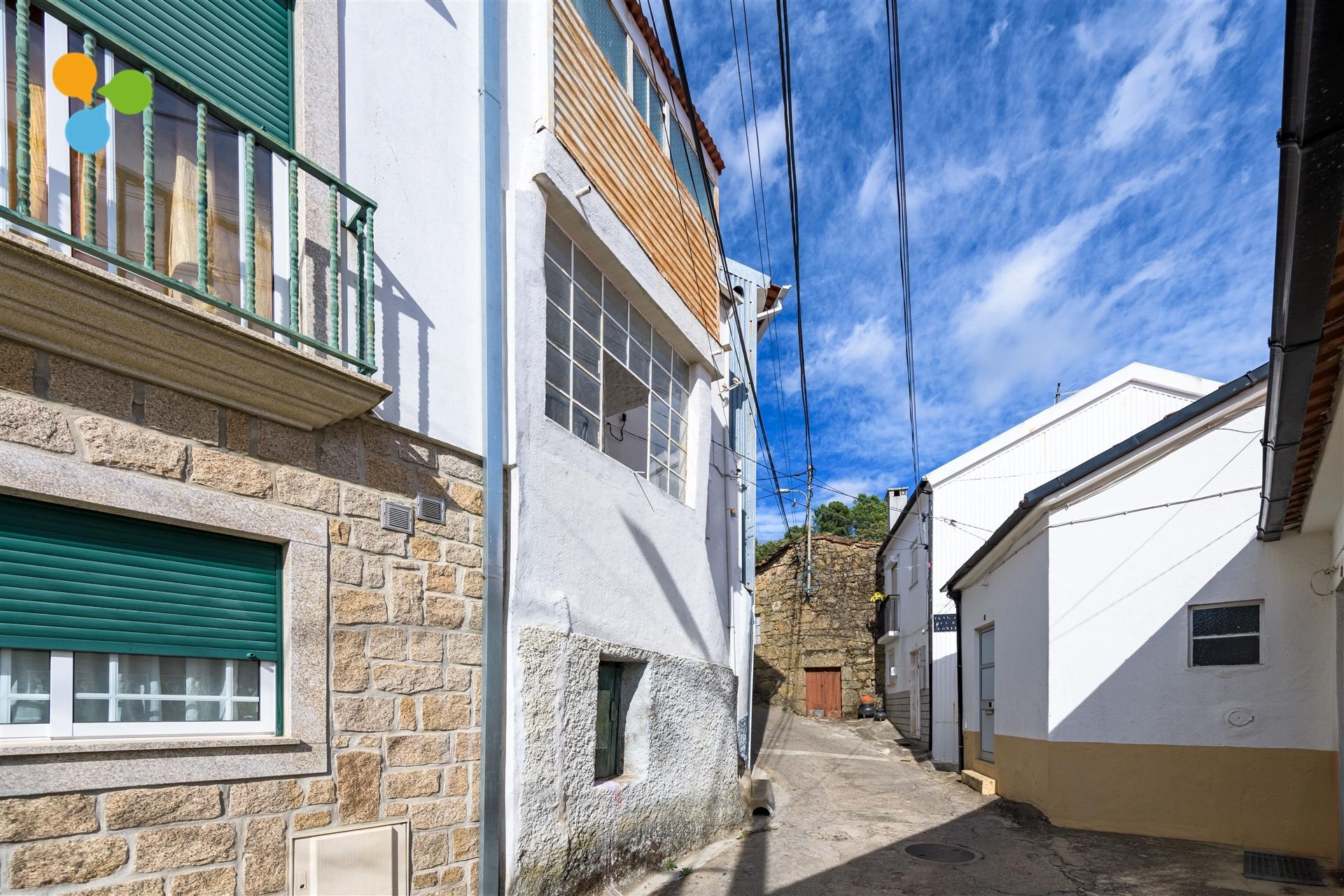 Moradia Casal da Serra, Tortosendo