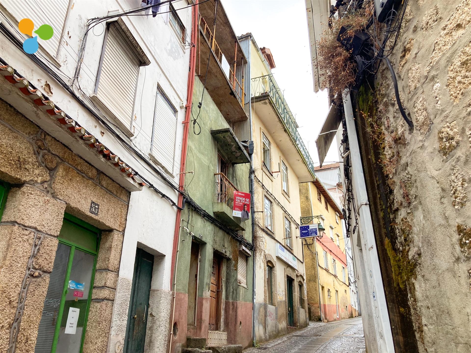 Prédio para recuperar na Covilhã