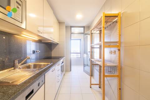 Apartamento T2 Arrendamento em Paranhos,Porto