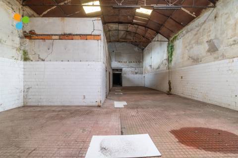 Armazém  Venda em Milheirós,Maia