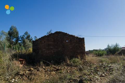 Moradia para Restaurar T1 Venda em Peso e Vales do Rio,Covilhã