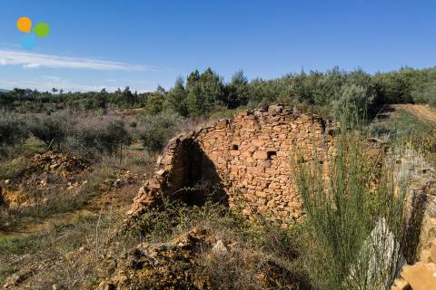 Moradia para Restaurar T1 Venda em Peso e Vales do Rio,Covilhã