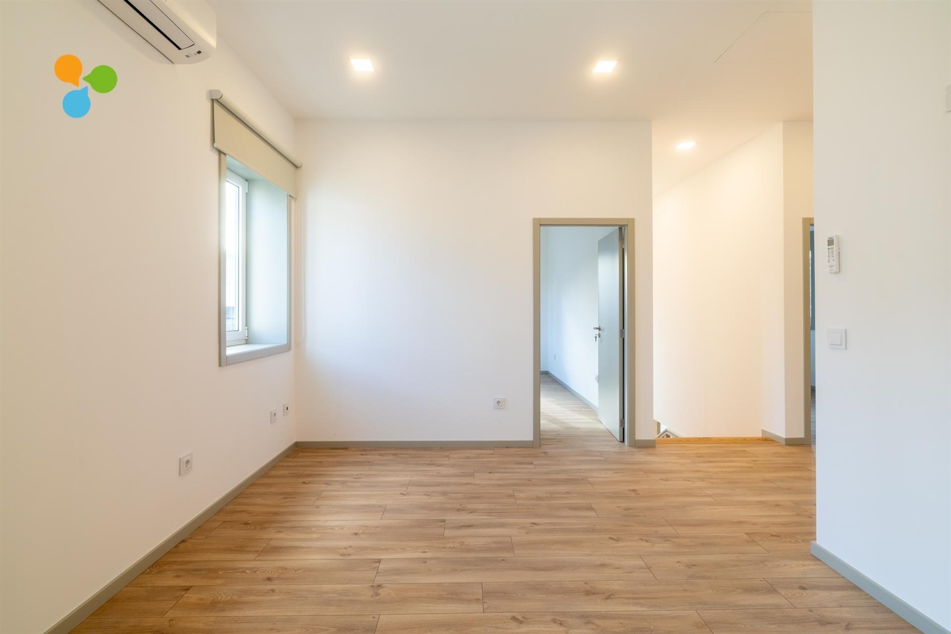 Apartamento T3 Arrendamento em Paranhos,Porto