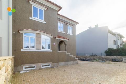 Apartamento T2 Arrendamento em Paranhos,Porto