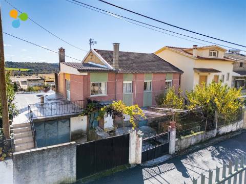 Moradia T4 - Orjais, Covilhã