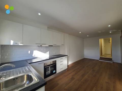 Moradia em Banda T1+1 Venda em Dominguizo,Covilhã