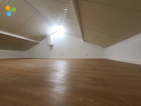 Moradia em Banda T1+1 Venda em Dominguizo,Covilhã