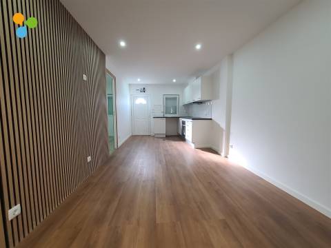 Moradia em Banda T1+1 Venda em Dominguizo,Covilhã