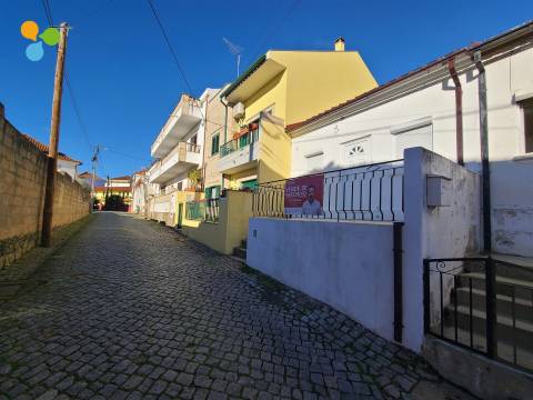 Moradia em Banda T1+1 Venda em Dominguizo,Covilhã