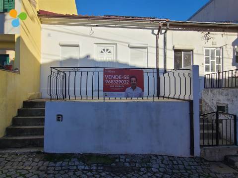 Moradia em Banda T1+1 Venda em Dominguizo,Covilhã