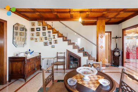 Apartamento T5 Duplex com Vistas Panorâmicas – Covilhã