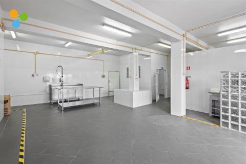 Armazém certificado para indústria alimentar