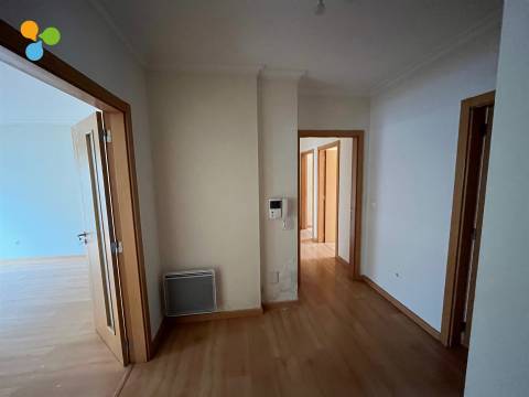 Apartamento T3 Venda em Covilhã e Canhoso,Covilhã