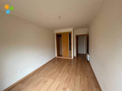 Apartamento T3 Venda em Covilhã e Canhoso,Covilhã