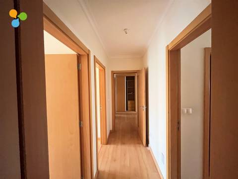 Apartamento T3 Venda em Covilhã e Canhoso,Covilhã