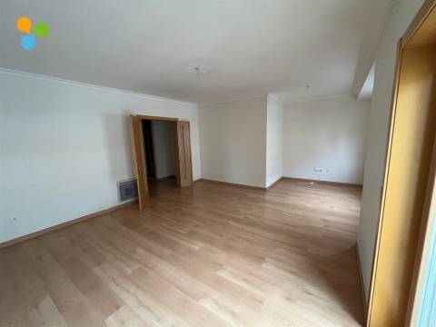 Apartamento T3 Venda em Covilhã e Canhoso,Covilhã