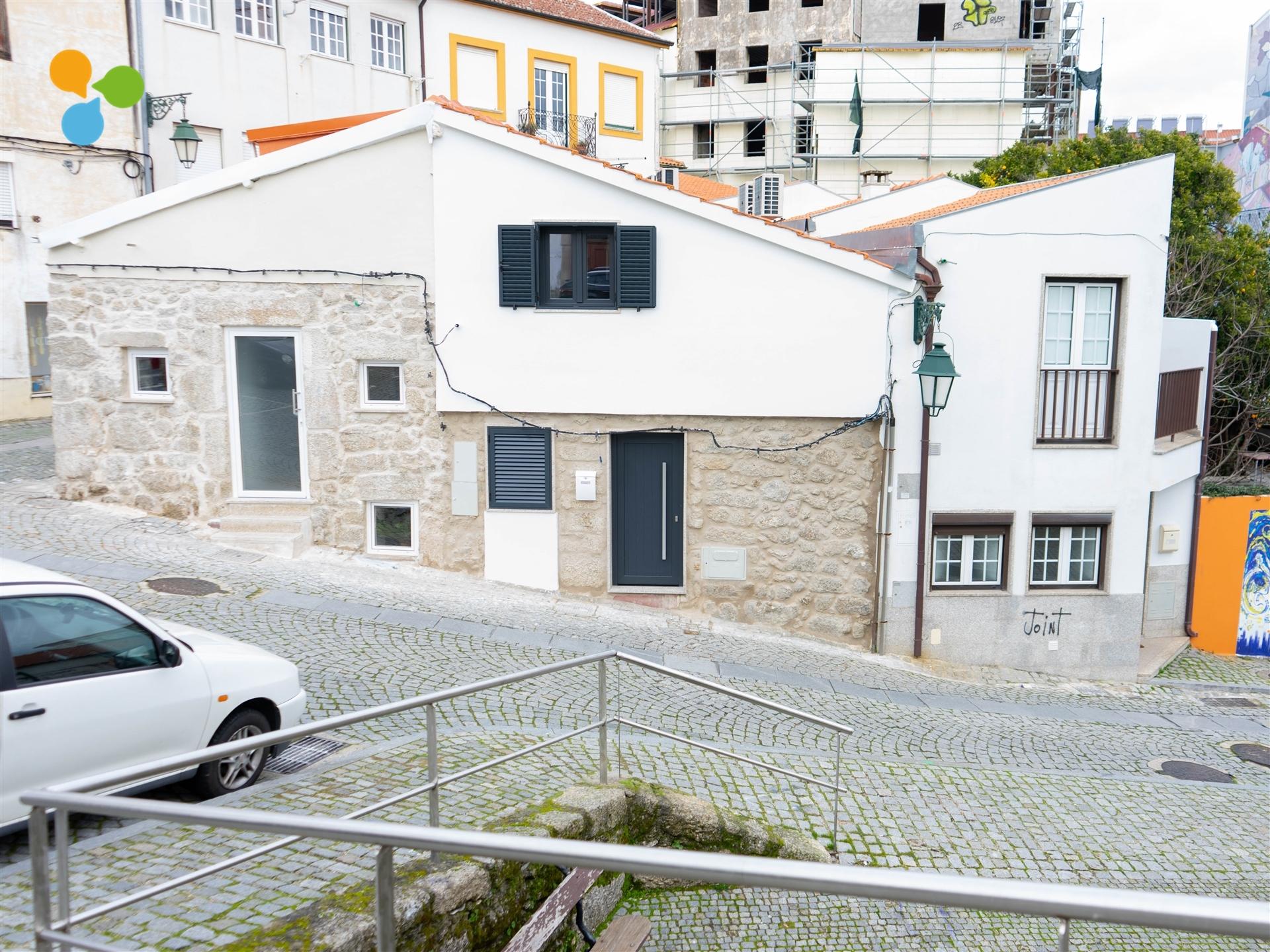 Moradia Geminada T1 Duplex - Centro Histórico da Covilhã