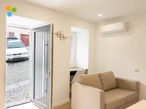 Moradia Geminada T1 Duplex - Centro Histórico da Covilhã