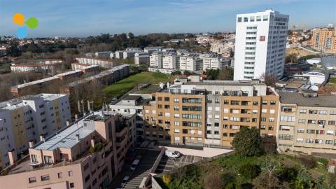 Garagem  Venda em Lordelo do Ouro e Massarelos,Porto
