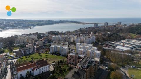 Garagem  Venda em Lordelo do Ouro e Massarelos,Porto