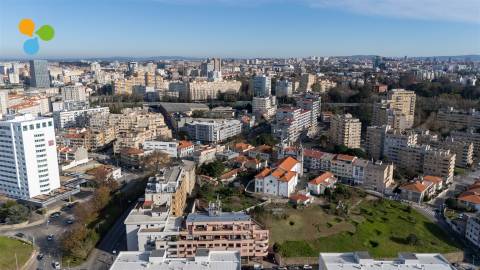Garagem  Venda em Lordelo do Ouro e Massarelos,Porto