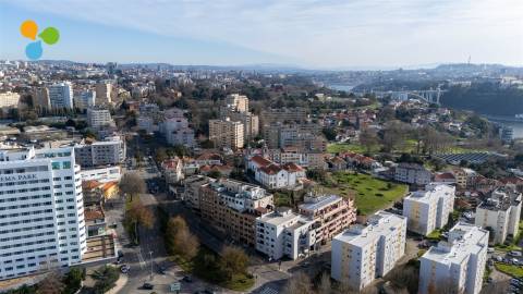 Garagem  Venda em Lordelo do Ouro e Massarelos,Porto