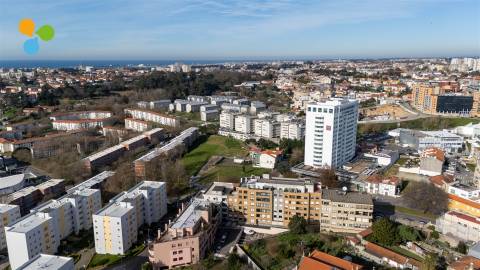 Garagem  Venda em Lordelo do Ouro e Massarelos,Porto