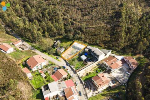 Terreno para construção com projeto aprovado - Alfena