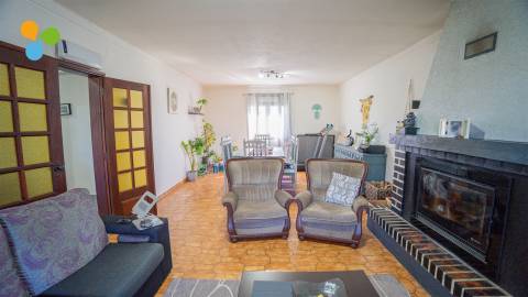 Quintinha com 3 casas