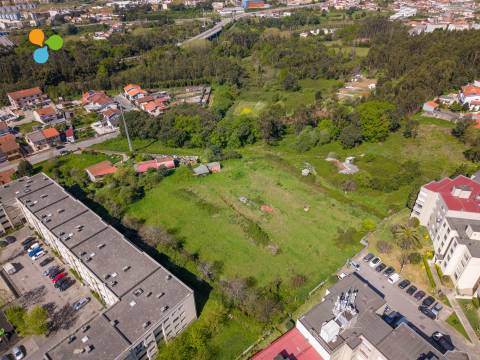 Terreno para construção com 7.000 m² em Rio Tinto - Gondomar
