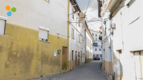 Moradia para restaurar - Tortosendo
