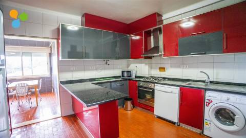Apartamento T4 Venda em Covilhã e Canhoso,Covilhã