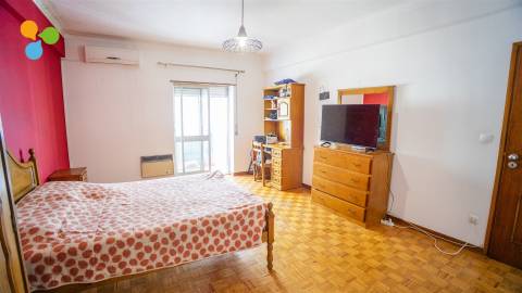 Apartamento T4 Venda em Covilhã e Canhoso,Covilhã