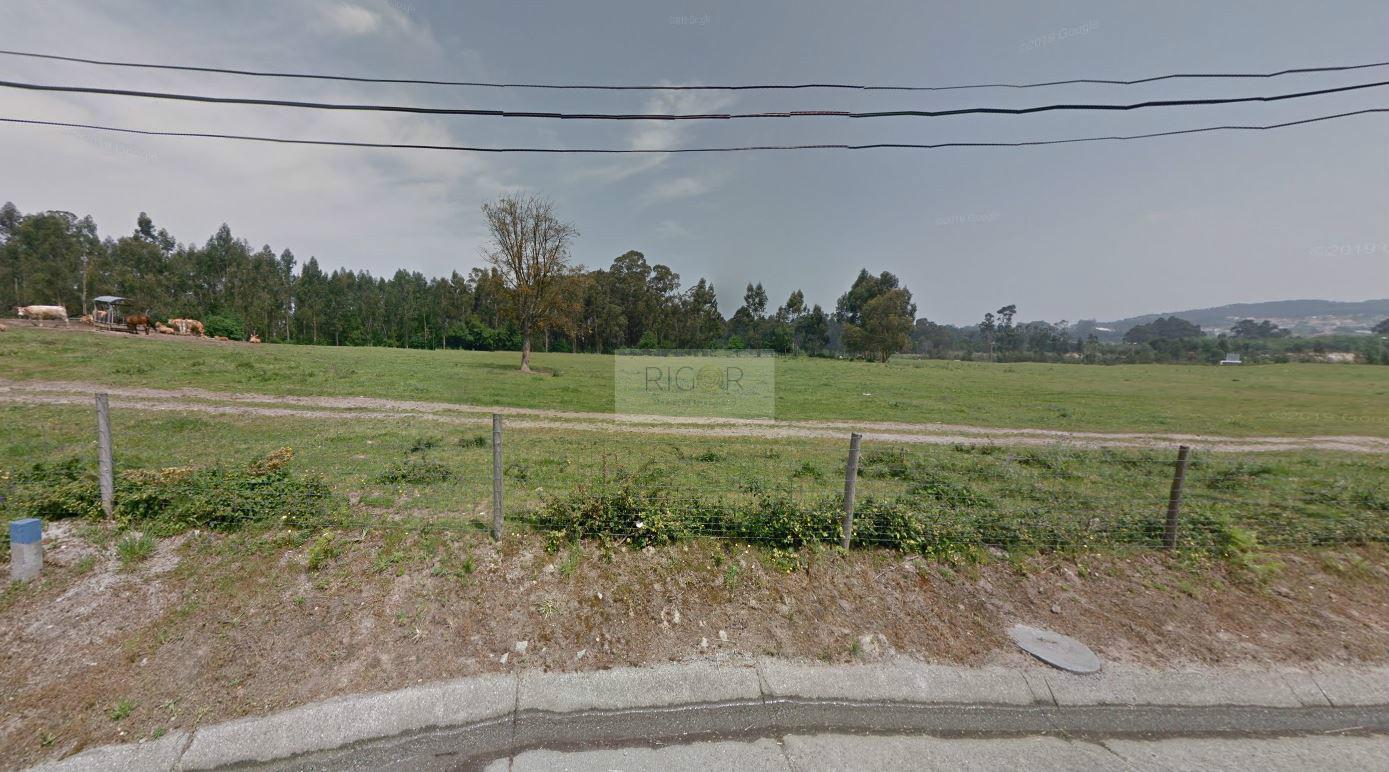 Terreno de 59.000m2 para construção à BIAL