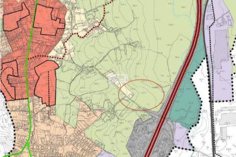Terreno de 59.000m2 para construção à BIAL