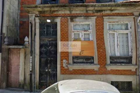 Prédio para Reconstruir à Casa da Música, aprovado e licenças pagas